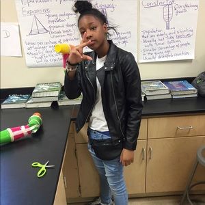 Meet your Posher, Diamond